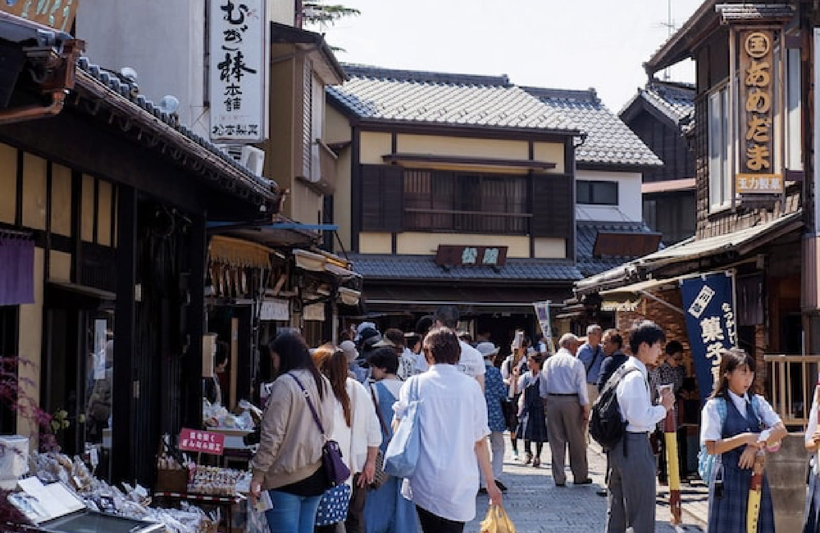 菓子屋横丁