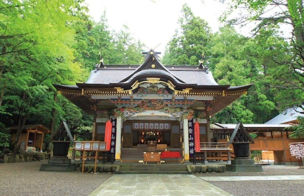 寳登山神社